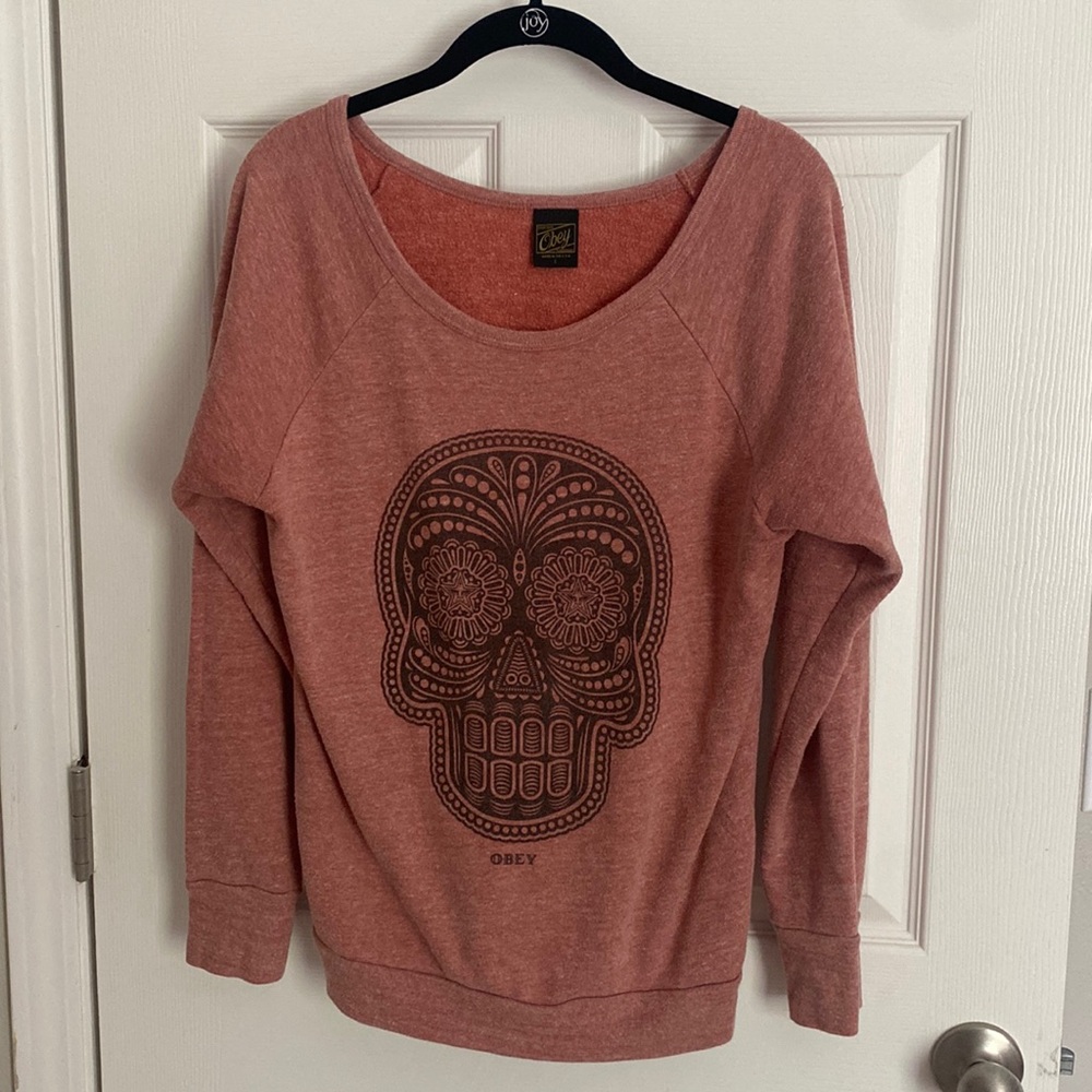 🌊🖤 OBEY Skull Graphic Sweatshirt 🖤🌊